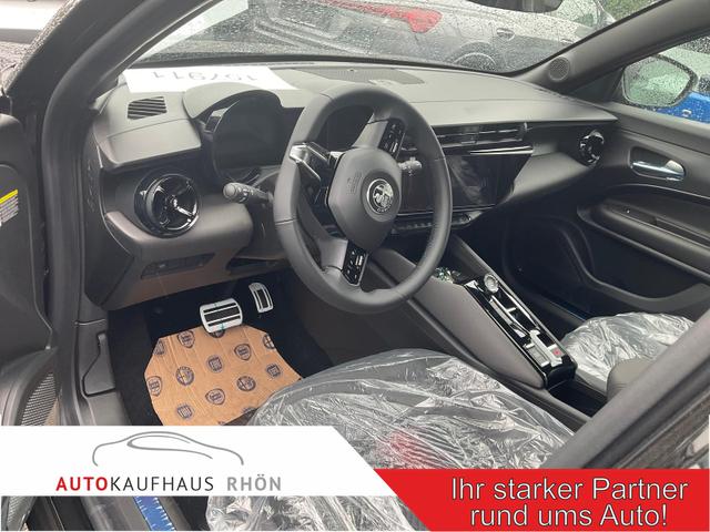 Alfa Romeo Junior - Ibrida 1.2 VGT 48V-Hybrid (100kW) Speciale Speciale, 18-Zoll, Kamera, el. Klappe, Sitzheizung