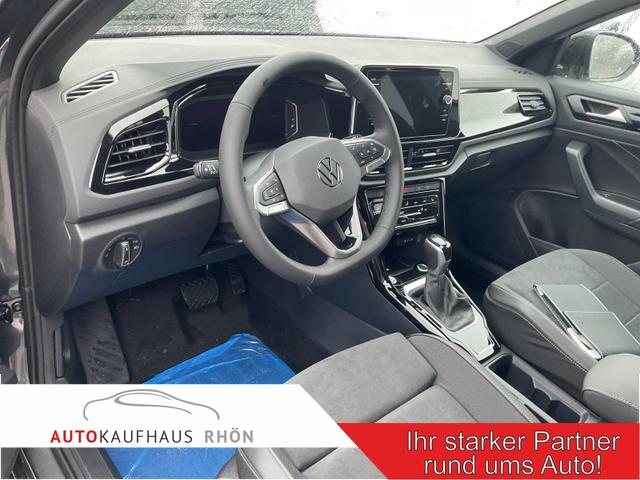 Volkswagen T-Roc - Style 1.5 TSI DSG Black Style, AHK, IQ.Light, 19-Zoll, easyOpen, Navi