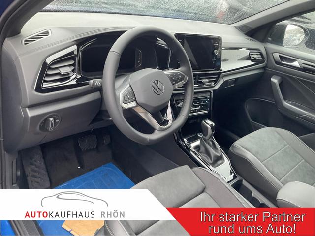 Volkswagen T-Roc - Style 1.5 TSI DSG Black Style, AHK, IQ.Light, 19-Zoll, easyOpen, Navi