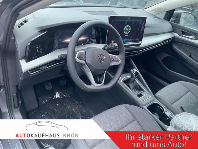 Volkswagen Golf - 1.5 TSI 110 kW VIII Variant Life Facelift, AHK, easyOpen, Kamera, 3-J Garantie