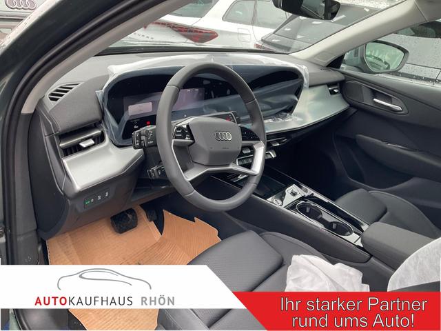 Audi Q3 - TFSI quattro 150 kW quattro, AHK, Navi, AreaView, Side, Sound, Winter, 18-Zoll