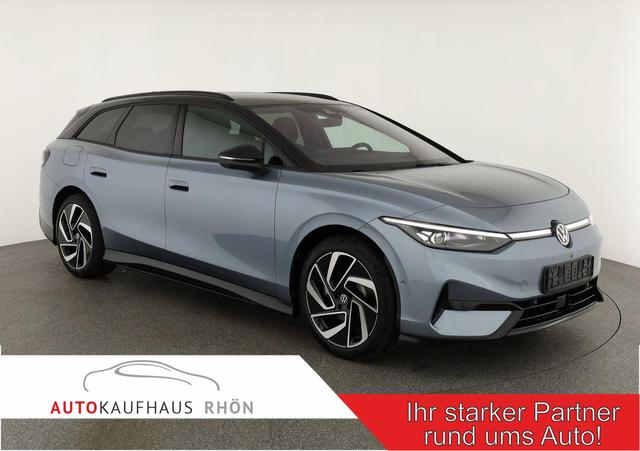 Volkswagen ID.7 - Tourer Pro Black, AHK, HuD, IQ.Light, IQ.Drive, AreaView, Side, Winter, 20-Zoll