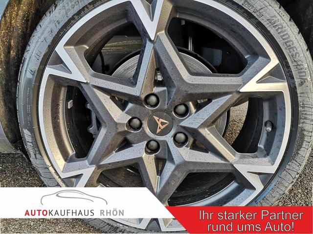 Cupra Leon Sportstourer - 2.0 TSI 245 kW 4Drive VZ Kombi 2.0TSI AHK DSG 4x4 GV5 LED el. Hk