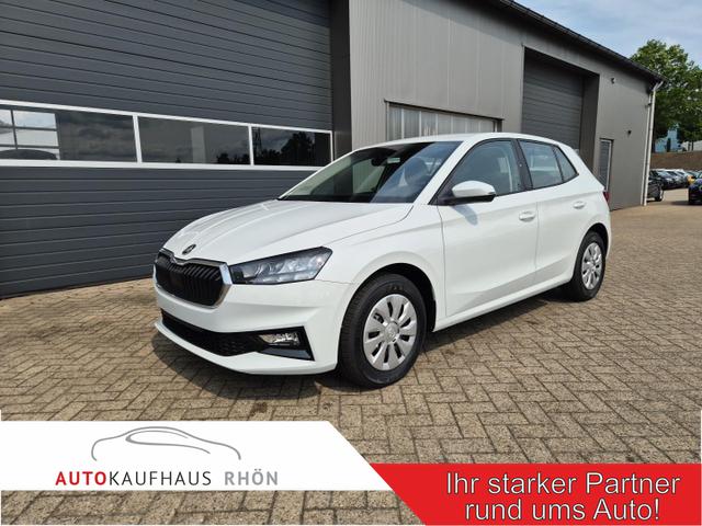 Skoda Fabia - 1.0 TSI 115PS Selection 5-türig Sitzheizung Parksensoren Multifunktionslenkrad Klima Skoda-Radio Bluetooth Touchscreen Tempomat Nebelsch. wireless Apple CarPlay + Android Auto