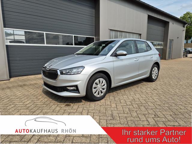 Skoda Fabia - 1.0 TSI 115PS Selection 5-türig Sitzheizung Parksensoren Multifunktionslenkrad Klima Skoda-Radio Bluetooth Touchscreen Tempomat Nebelsch. wireless Apple CarPlay + Android Auto
