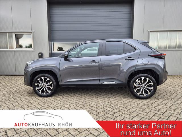 Toyota Yaris Cross - 1.5VVT-iE 130PS Automatik Teamplayer Klimaautomatik Sitzheizung Lenkradheizung PDC v+h Rückf.Kamera 17-LM abged.Scheiben 2xKeyless DAB+ Bluetooth Touchscreen Apple CarPlay Android Auto