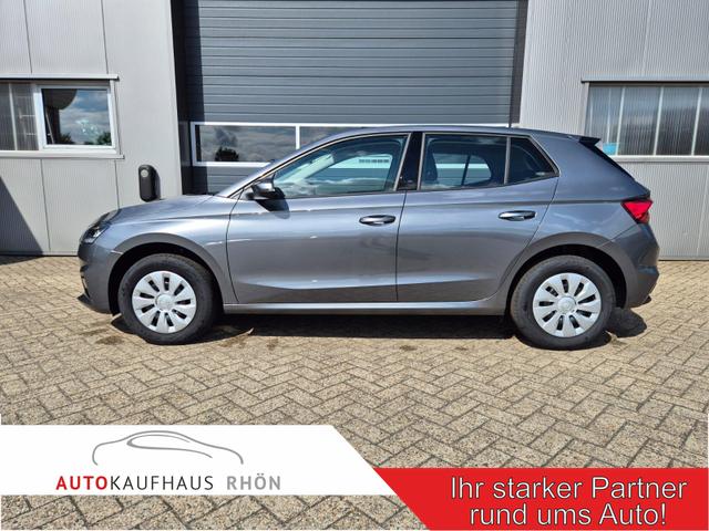 Skoda Fabia - 1.0 TSI 95PS Selection 5-türig Rückf.Kamera Parksensoren Sitzheizung Multifunktionslenkrad Klima Skoda-Radio Bluetooth Touchscreen Tempomat Nebelsch. Apple CarPlay + Android Auto