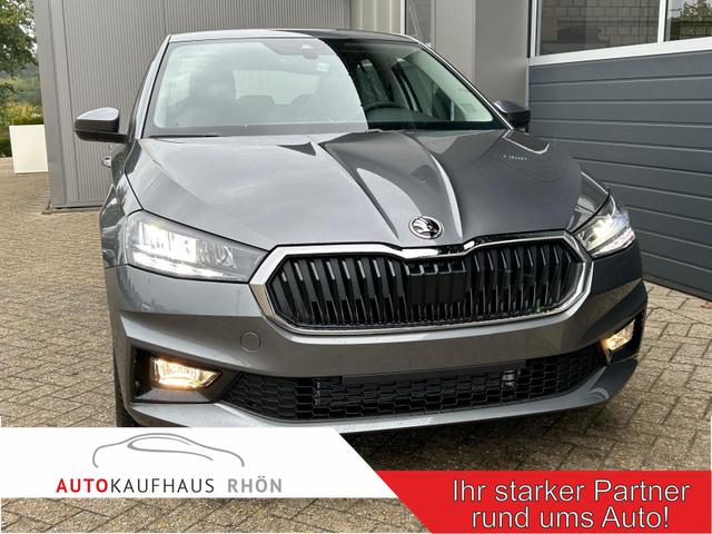 Skoda Fabia - 1.0 TSI 115PS DSG Selection 5-türig 15"LM Rückf.Kamera Parksensoren Sitzheizung Multifunktionslenkrad Klima Skoda-Radio Bluetooth Touchscreen Tempomat Nebelsch. Apple CarPlay + Android Auto