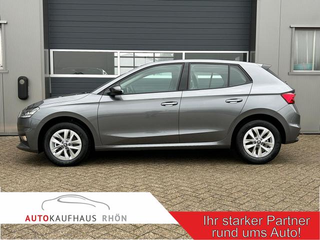 Skoda Fabia - 1.0 TSI 115PS DSG Selection 5-türig 15"LM Rückf.Kamera Parksensoren Sitzheizung Multifunktionslenkrad Klima Skoda-Radio Bluetooth Touchscreen Tempomat Nebelsch. Apple CarPlay + Android Auto