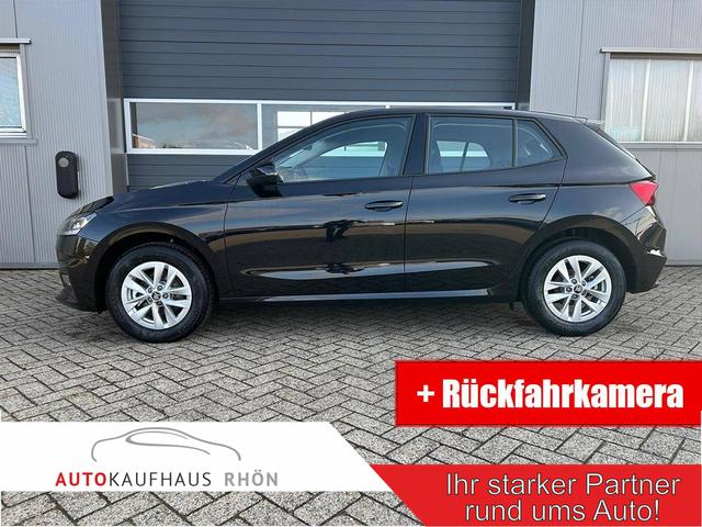 Skoda Fabia - 1.0 TSI 115PS DSG Selection 5-türig 15"LM Rückf.Kamera Parksensoren Sitzheizung Multifunktionslenkrad Klima Skoda-Radio Bluetooth Touchscreen Tempomat Nebelsch. Apple CarPlay + Android Auto