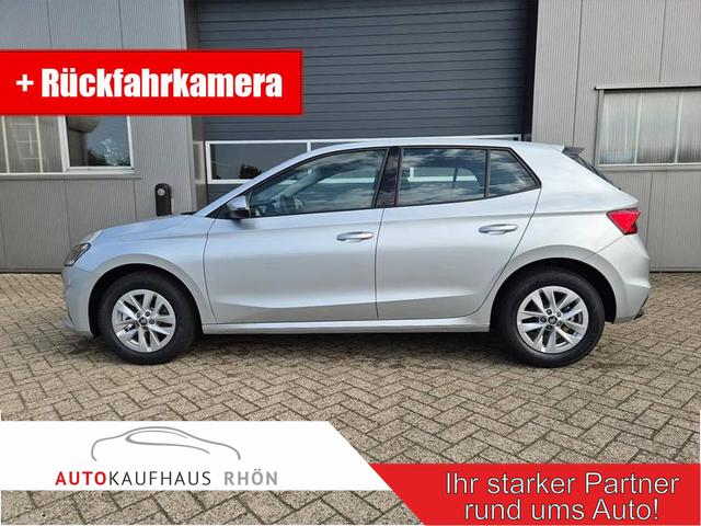 Skoda Fabia - 1.0 TSI 115PS DSG Selection 5-türig 15"LM Rückf.Kamera Parksensoren Sitzheizung Multifunktionslenkrad Klima Skoda-Radio Bluetooth Touchscreen Tempomat Nebelsch. Apple CarPlay + Android Auto