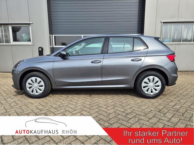 Skoda Fabia - 1.0 TSI 95PS Selection 5-t&uuml;rig R&uuml;ckf.Kamera Parksensoren Sitzheizung Multifunktionslenkrad Klima Skoda-Radio Bluetooth Touchscreen Tempomat Nebelsch. Apple CarPlay + Android Auto