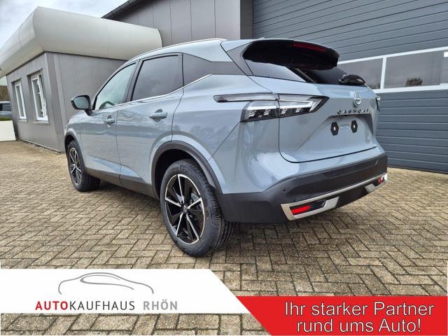 Nissan Qashqai - 1.3 DIG-T MHEV 158 PS X-Tronic Tekna Voll-Leder Klimaautomatik PanoGlasdach Sitzheizung Lenkradheizung Navi Head-Up Display elektr. Heckklappe ACC PDC v+h 360&deg;Kamera DAB Bluetooth Touchscreen Apple CarPlay Android Auto 19"LM