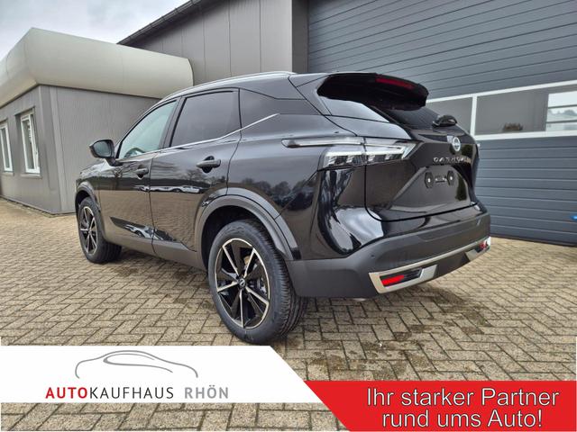 Nissan Qashqai - 1.3 DIG-T MHEV 158 PS X-Tronic Tekna Voll-Leder Klimaautomatik PanoGlasdach Sitzheizung Lenkradheizung Navi Head-Up Display elektr. Heckklappe ACC PDC v+h 360&deg;Kamera DAB Bluetooth Touchscreen Apple CarPlay Android Auto 19"LM