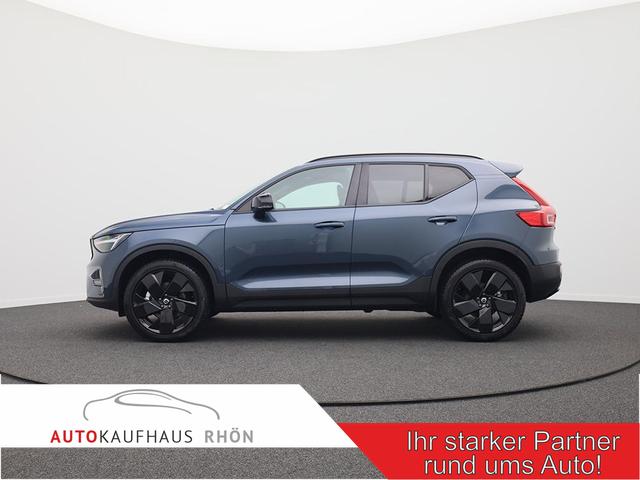 Volvo XC40 - 2.0 Black Edition Plus B4 Mild-Hybrid 197PS Automatik elektr. PanoDach R&uuml;ckf.Kamera PDC v+h ACC el.Heckklappe Harman/Kardon-Sound Klimaautomatik Sitzheizung Lenkradheizung Apple CarPlay Android Auto 20-LM