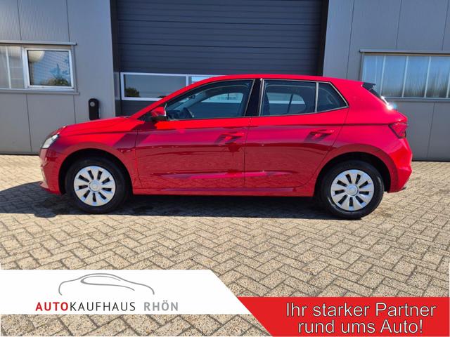 Skoda Fabia - 1.0 TSI 95PS Selection 5-t&uuml;rig R&uuml;ckf.Kamera Parksensoren Sitzheizung Multifunktionslenkrad Klima Skoda-Radio Bluetooth Touchscreen Tempomat Nebelsch. Apple CarPlay + Android Auto