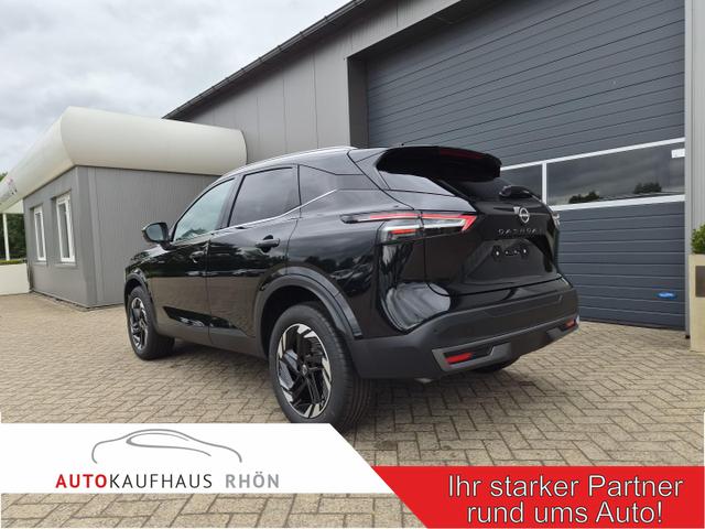 Nissan Qashqai - 1.3 DIG-T MHEV 158 PS X-Tronic N-Connecta Teil-Leder PanoGlasdach Klimaautomatik Sitzheizung Lenkradheizung Navi ACC PDC v+h 360&deg;Kamera DAB Bluetooth Touchscreen Apple CarPlay Android Auto 18"LM
