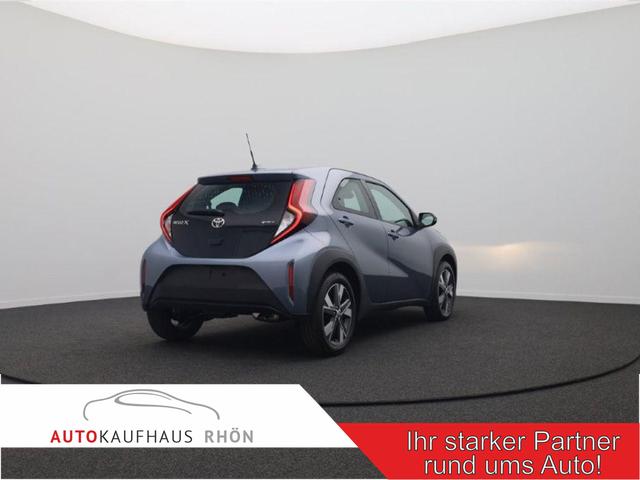 Toyota Aygo X - Pure 1.5 Hybrid 116PS Automatik Sitzheizung Klimaautomatik R&uuml;ckf.Kamera AbstandsTempomat Nebelscheinw. Multifunktionslenkrad Bluetooth Touchscreen Apple CarPlay + Android Auto 2xKeyless