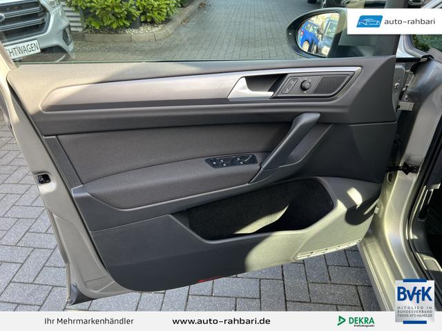 Volkswagen Golf Sportsvan 1.2 TSI Trendline BMT *DSG*ACC*NAVI*SHZ*PDC*PRIVACY*PLUS* 