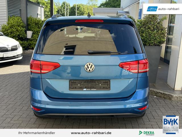 Volkswagen Touran 1.6 TDI Comfortline BMT *DSG*ACC*KAMERA*NAVI*SHZ+*APP-CONNECT*ASSIST* 