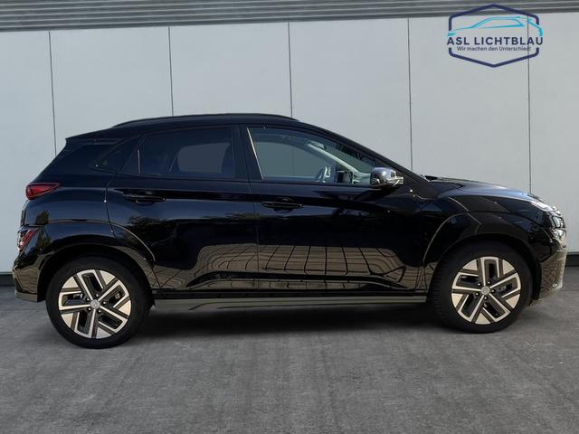 Hyundai KONA Elektro (100kW) TREND-Paket Navigationspaket (ohne 11kW OBC) 