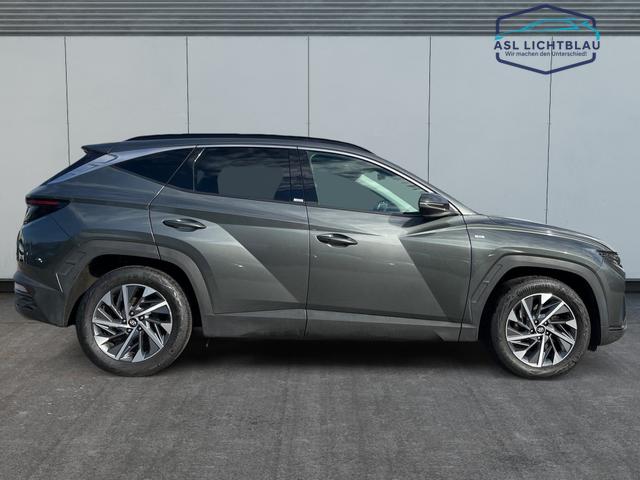 Hyundai / TUCSON / Silber / / / 