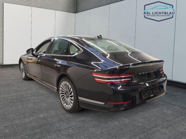 Genesis G80 Luxury Electrified Solar Roof Pack & Comfort Seat 