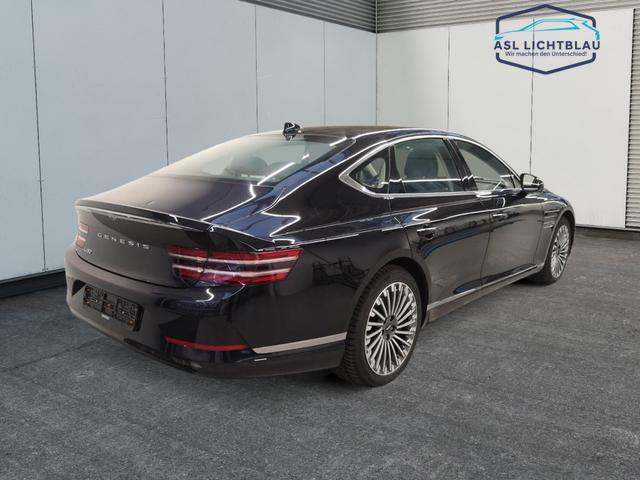 Genesis G80 Luxury Electrified Solar Roof Pack & Comfort Seat 