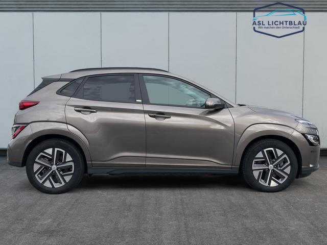 Hyundai / KONA / Beige / / / 