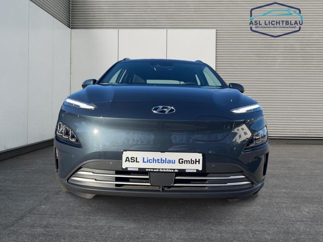Hyundai / KONA / Blau / / / 