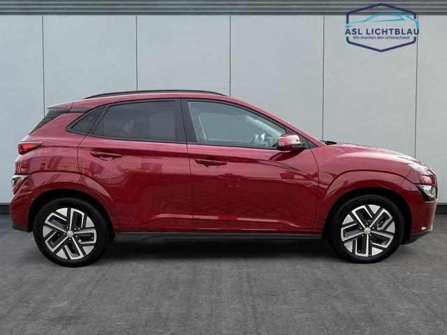 Hyundai KONA Elektro (150kW) TREND Navigationspaket 