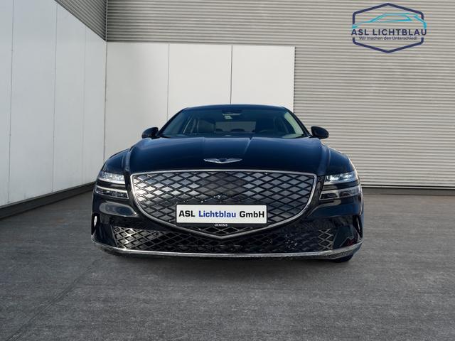 Genesis / G80 / Schwarz / / / 