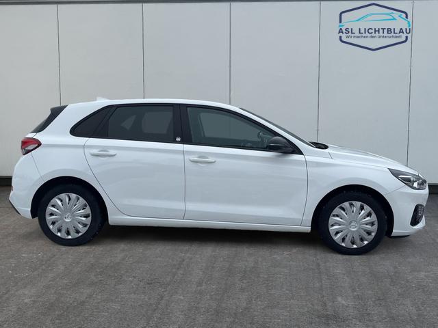 Hyundai / i30 / Wei&szlig; / / / 