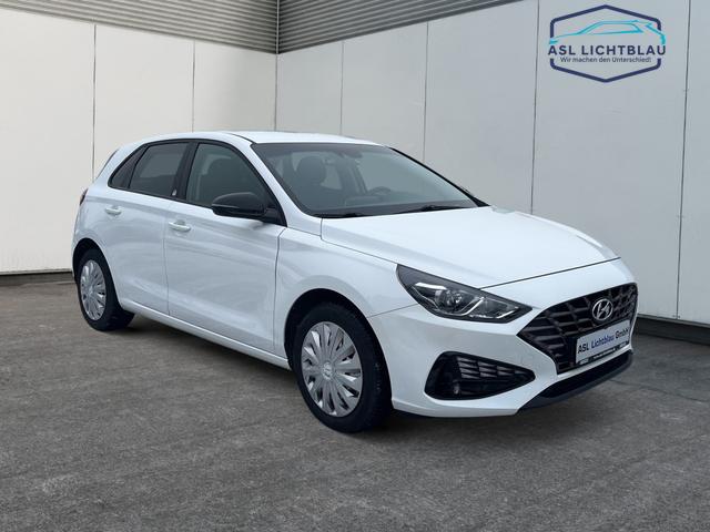 Hyundai / i30 / Wei&szlig; / / / 