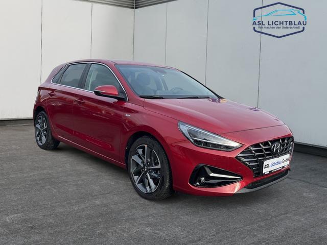 Hyundai / i30 / Rot / / / 