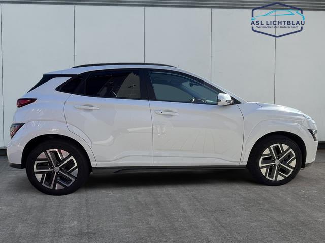 Hyundai KONA Elektro (150kW) TREND Navigations-Paket 