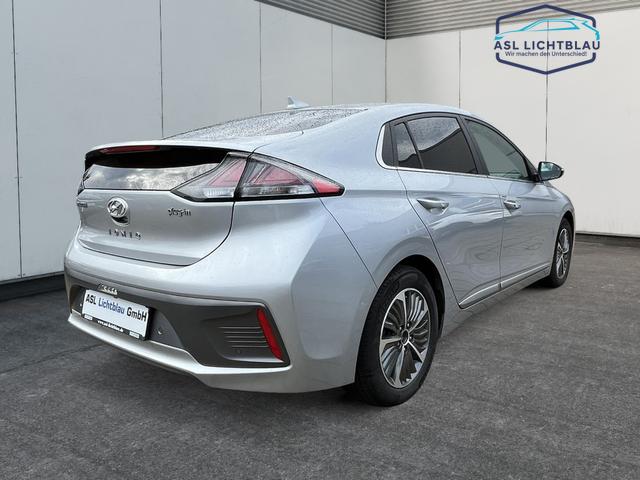 Hyundai IONIQ PLUG IN Hybrid ADVANTAGE 
