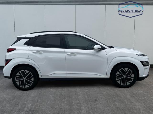 Hyundai KONA Elektro (100kW) TREND Navigations-Paket 