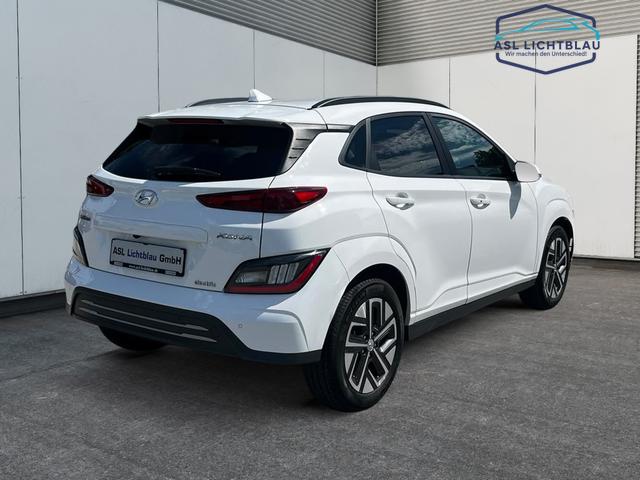 Hyundai KONA Elektro (100kW) TREND Navigations-Paket 