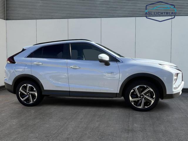 Mitsubishi Eclipse Cross 2.4 MIVEC Hybrid INTRO INT 
