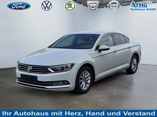 Volkswagen Passat - 1.8 TSI DSG R-Line Einparkhilfe vorne und hinten Massagesitz Ambiente