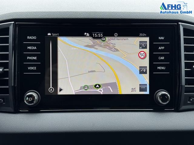 Neue Skoda Karoq Sportline top Austastung 