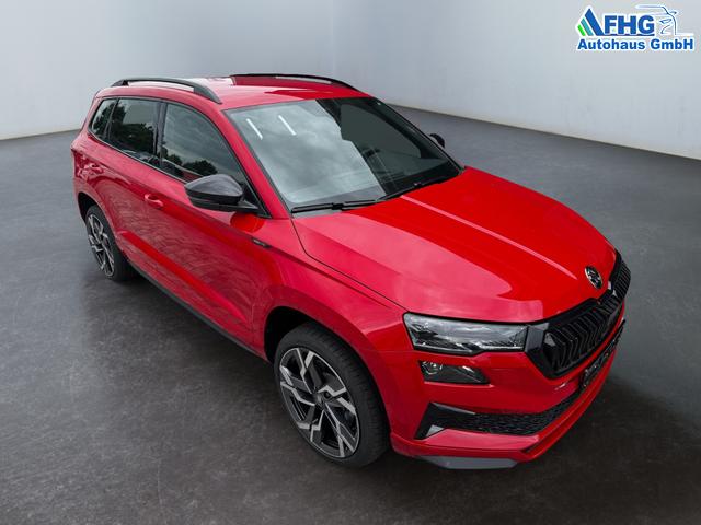 Neue Skoda Karoq Sportline top Austastung 