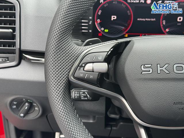 Neue Skoda Karoq Sportline top Austastung 