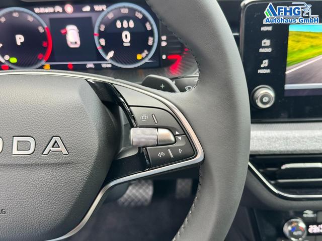 Skoda Scala 1,0 TSI DSG Selection 2Zonenklima 2x Einparkhilfe Kamera LED el.Heckklappe beheitzte Frontscheibe 5J Garantie 