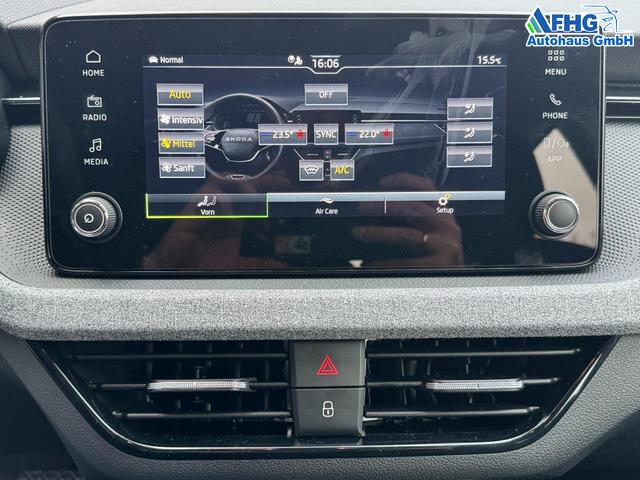Skoda Scala 1,0 TSI DSG Selection 2Zonenklima 2x Einparkhilfe Kamera LED el.Heckklappe beheitzte Frontscheibe 5J Garantie 