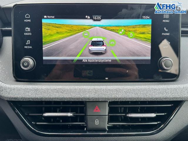 Skoda Scala 1,0 TSI DSG Selection 2Zonenklima 2x Einparkhilfe Kamera LED el.Heckklappe beheitzte Frontscheibe 5J Garantie 
