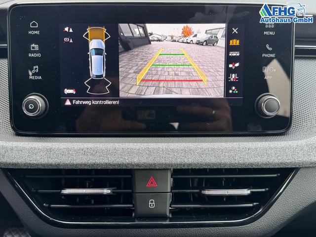 Skoda Scala 1,0 TSI DSG Selection 2Zonenklima 2x Einparkhilfe Kamera LED el.Heckklappe beheitzte Frontscheibe 5J Garantie 