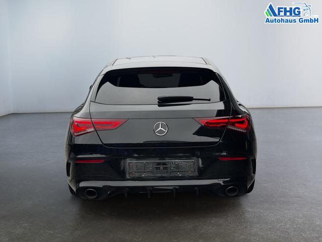Mercedes-Benz CLA Shooting Brake 35 AMG