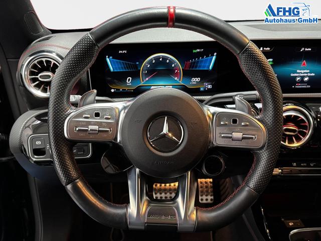  Mercedes-Benz CLA Shooting Brake AMG